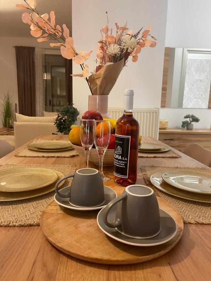 לוטראקי Agora Luxury Apartment 1 מראה חיצוני תמונה