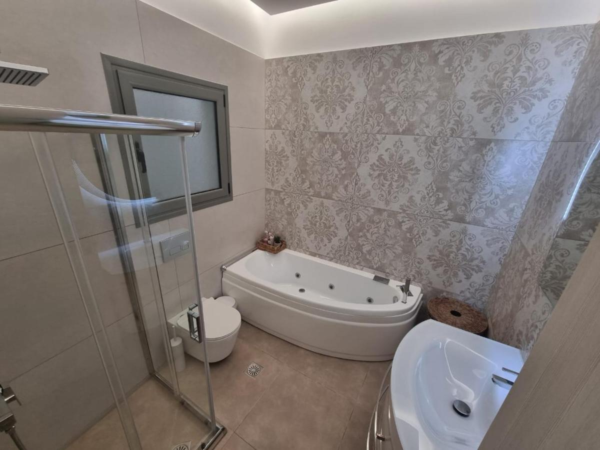 לוטראקי Agora Luxury Apartment 1 מראה חיצוני תמונה