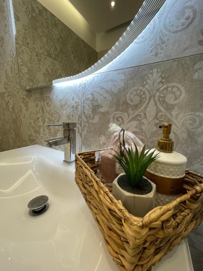 לוטראקי Agora Luxury Apartment 1 מראה חיצוני תמונה